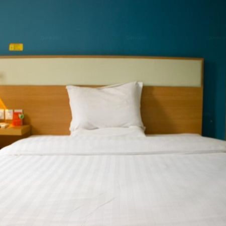 7 Days Inn Guangzhou Jiangtai Rd Metro 외부 사진